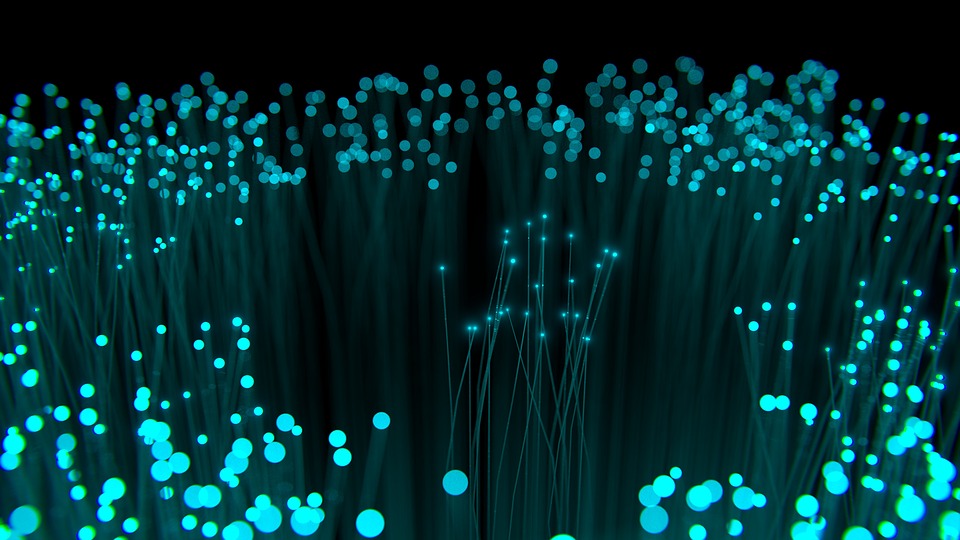 Le déploiement de la fibre optique en France - Eficiens fait le point région par région