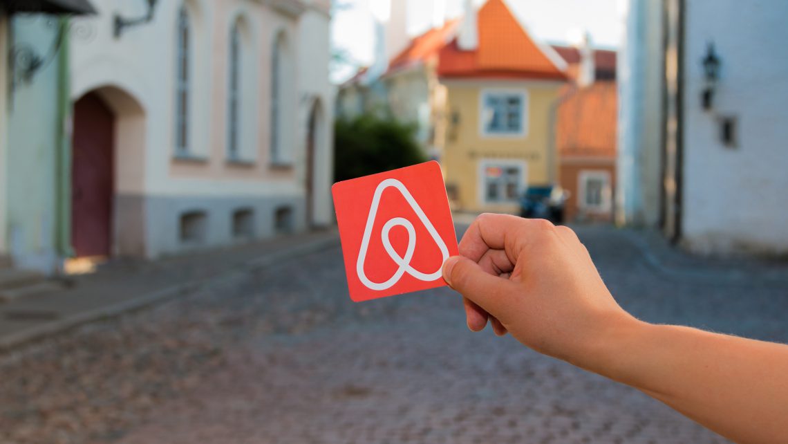 Airbnb couvre à hauteur d’un million de dollars hôtes et voyageurs
