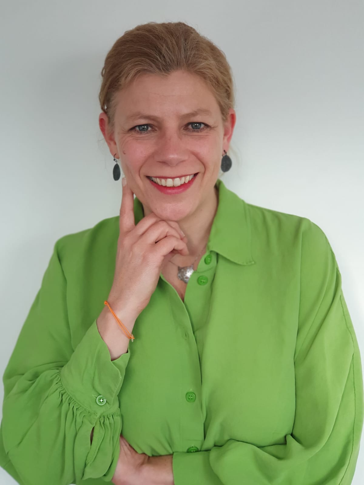 Marie Salmon - CEO Alanna