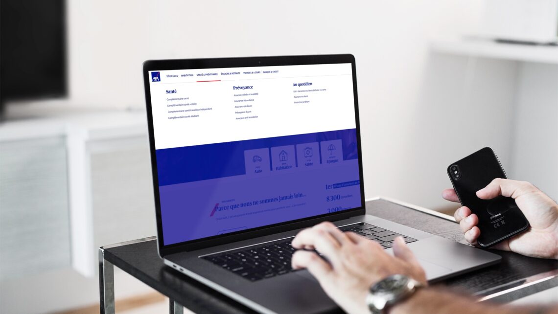 Les menus dans un site vitrine assurance : guide stratégique pour les responsables marketing et digital